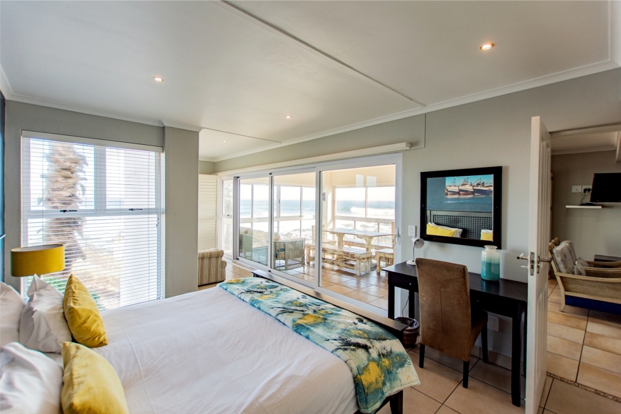 9 Bedroom Property for Sale in Shelley Point Western Cape